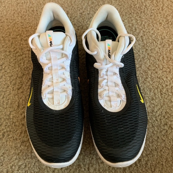 Nike Air Max Advantage Athletic Shoes for Women